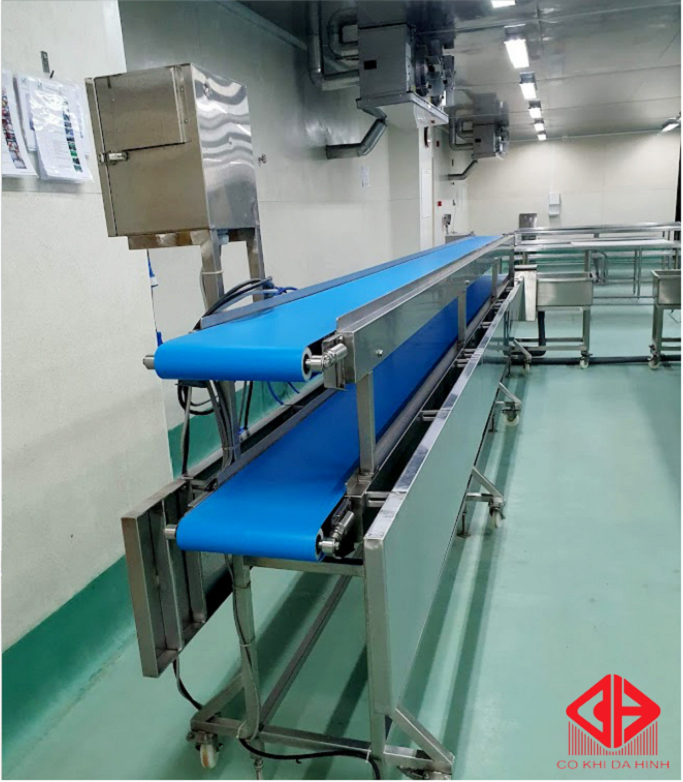 Băng Tải 2 Tầng Tích Hợp Bàn Thao Tác